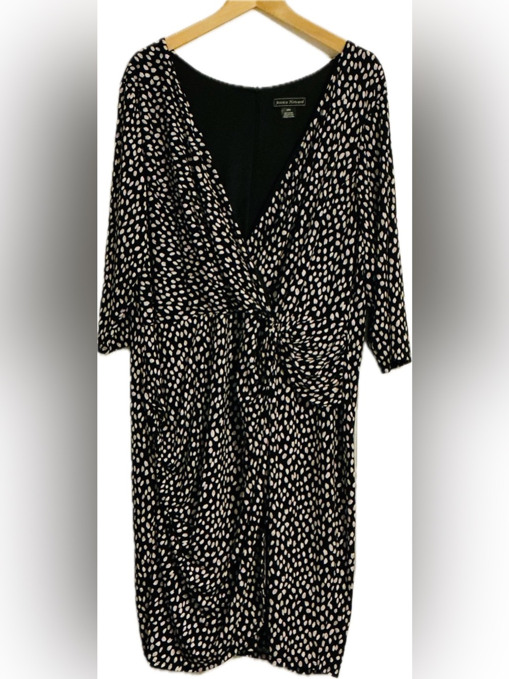 ✨Ultra Flattering✨Jessica Howard Plus Sized Printed Faux Wrap Dress